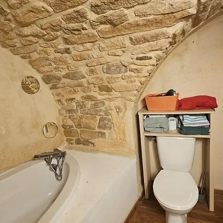 Le Petit Labyrinthe بيت للعطل Aujargues